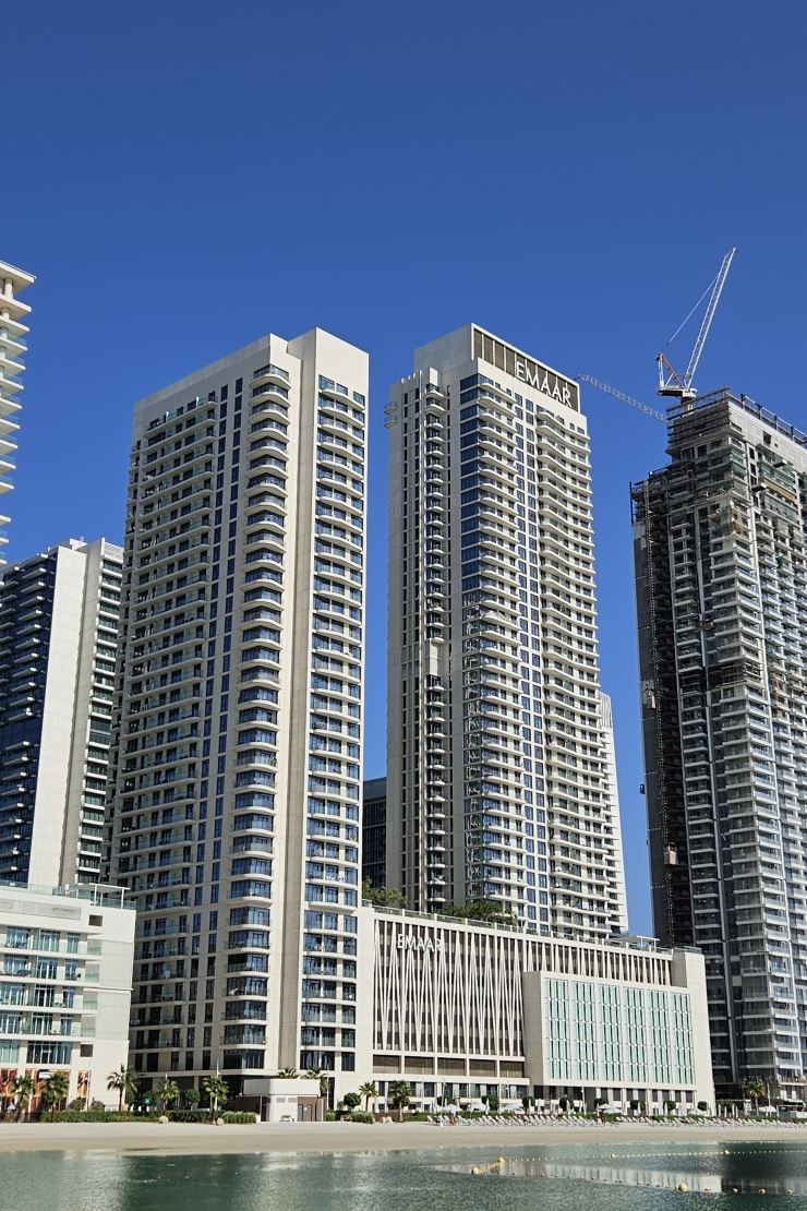 Beach Vista at Dubai Harbour Marina